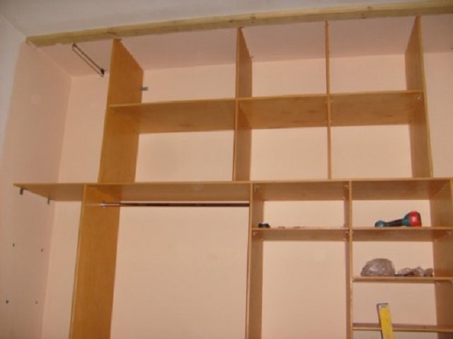  Шкаф без задней стенки, с креплением к стене