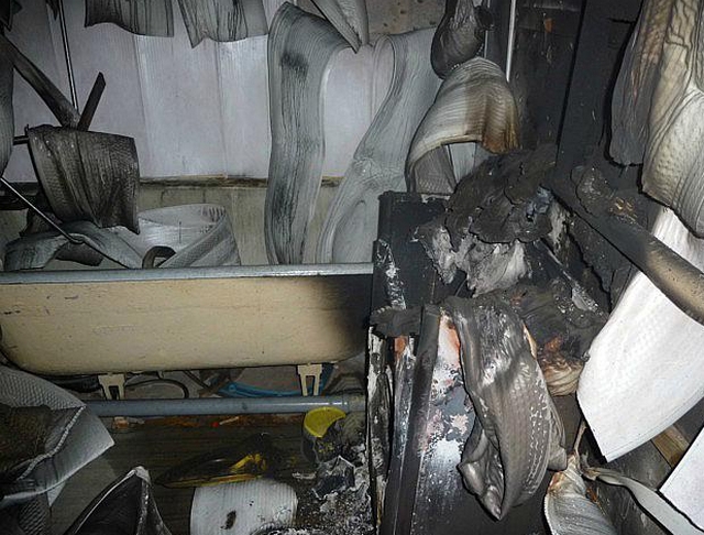 Печальные последствия резкого перепада напряжения – возгорание стиральной машины с последующим пожаром