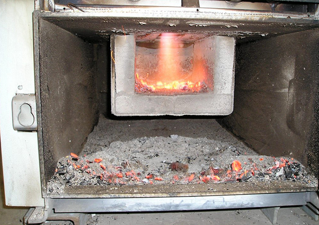 Пиролизные котлы максимально используют энергию сгорания твердого топлива