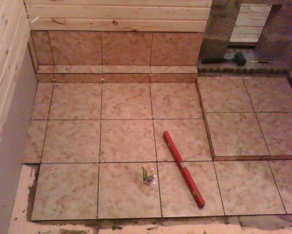 Фото плитка на полу в бане
