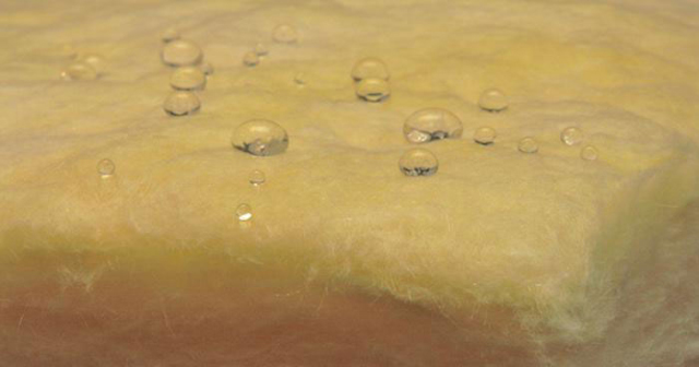 Гидрофобизирующие добавки не дают воде смачивать минеральную вату